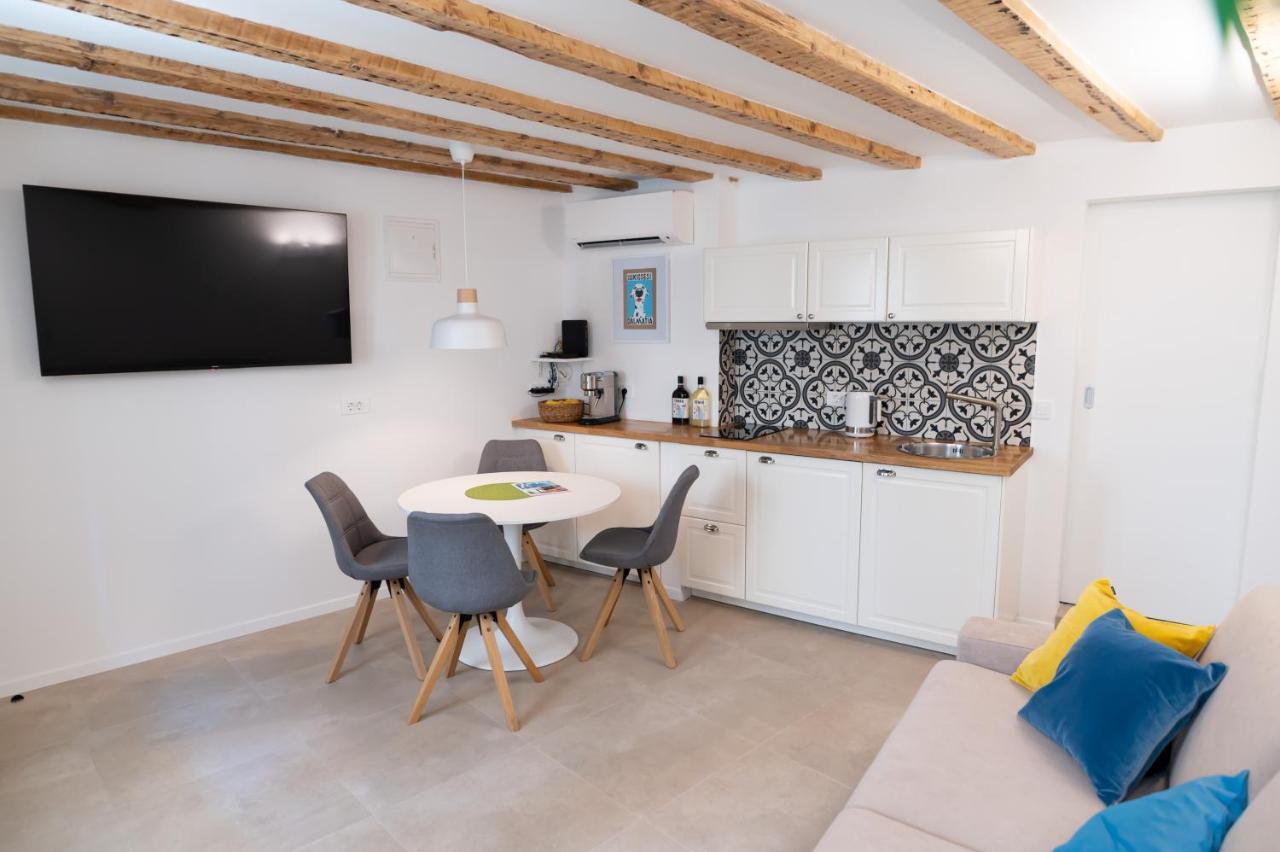 Vitelli Apartments And Rooms Σπλιτ Εξωτερικό φωτογραφία